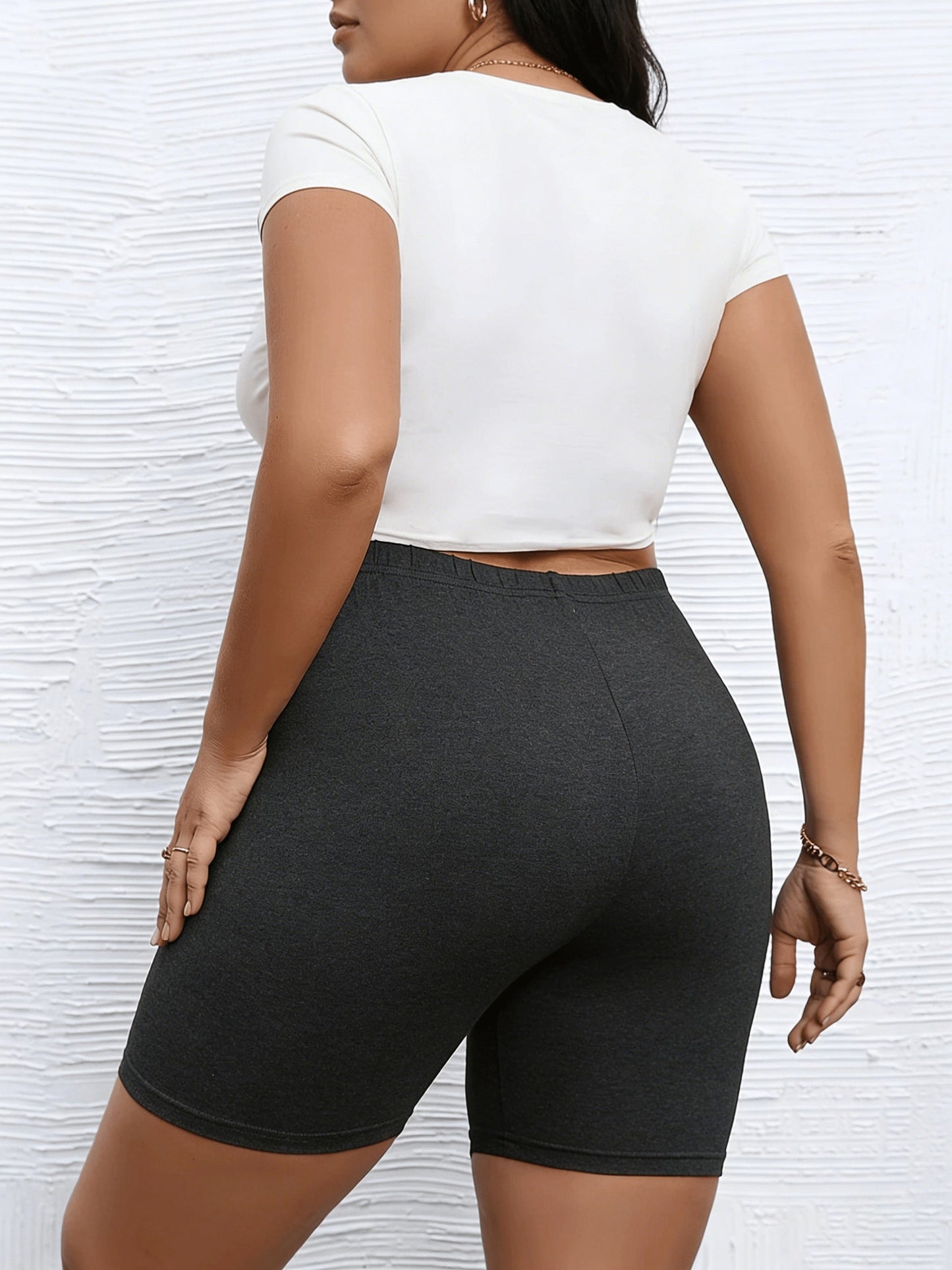 Women's Casual Shorts - Stretch Comfort – Black / Dark Gray detail view