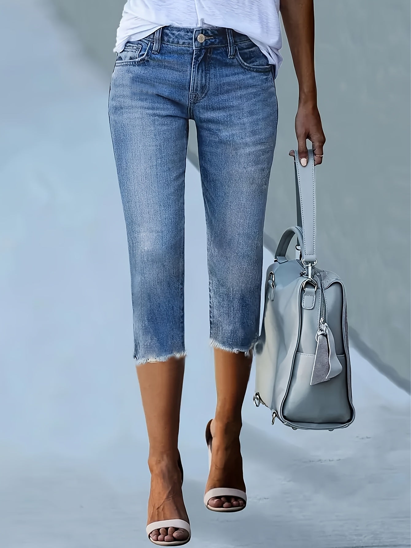 Women's Casual Shorts - Stretch Comfort – Sizes S–XL detail view
