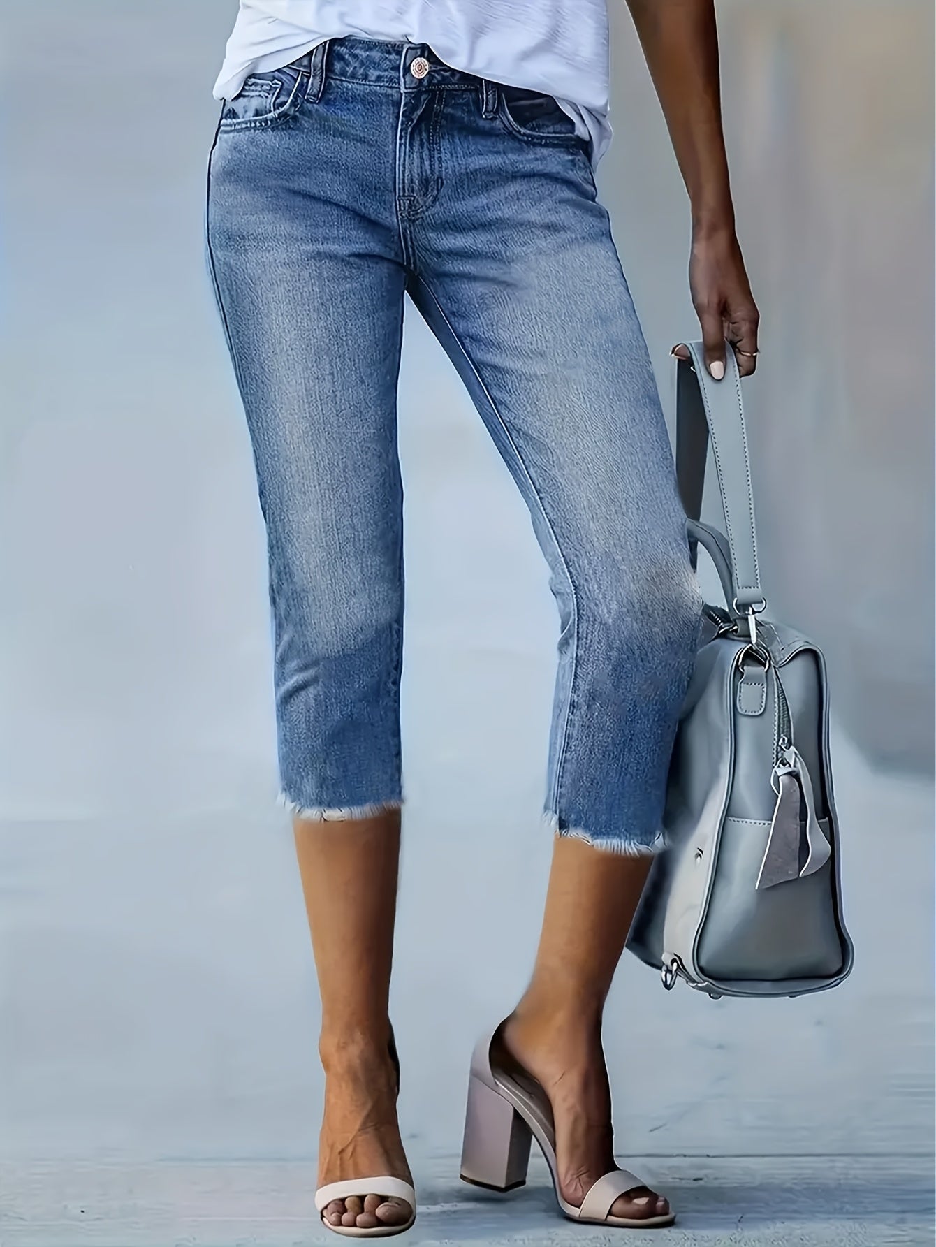 Women's Casual Shorts - Stretch Comfort – Sizes S–XL detail view