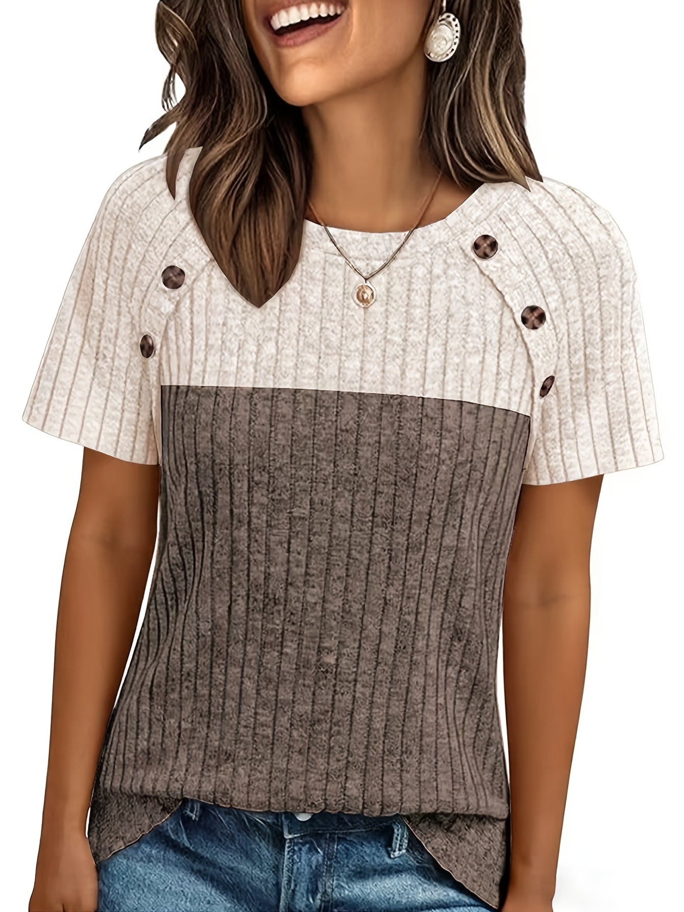 Women's Casual T-Shirt - Round Neck Short Sleeve detail view
