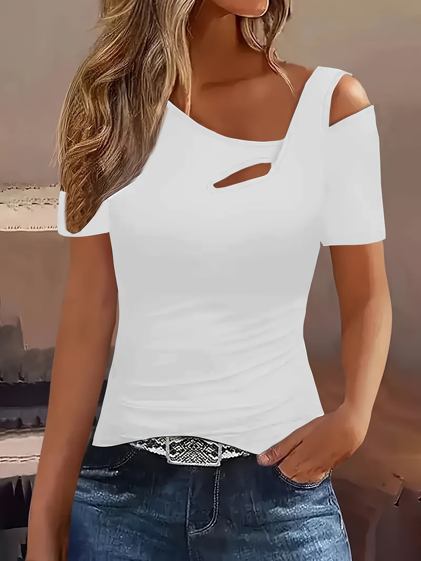 Women's Casual T-Shirt - Round Neck Short Sleeve Cutout Detail detail view