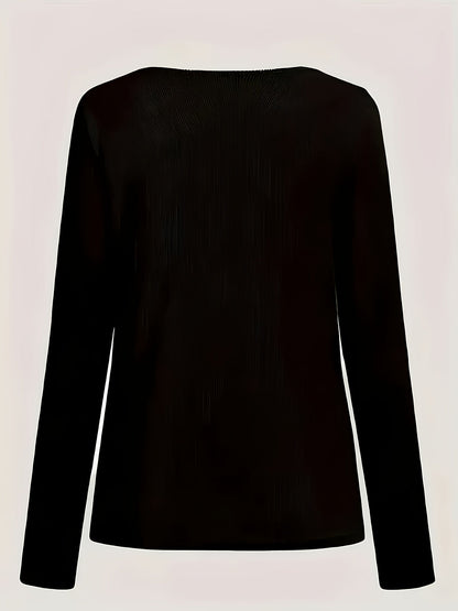 Women's Casual T-Shirt - V-Neck Long Sleeve Chain Detail detail view