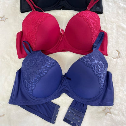 Women's Classic Bra - Regular Fit detail view
