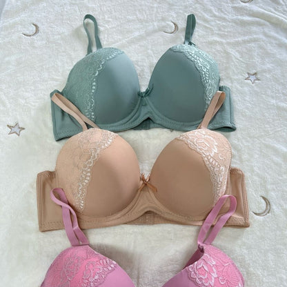 Women's Classic Bra - Regular Fit detail view