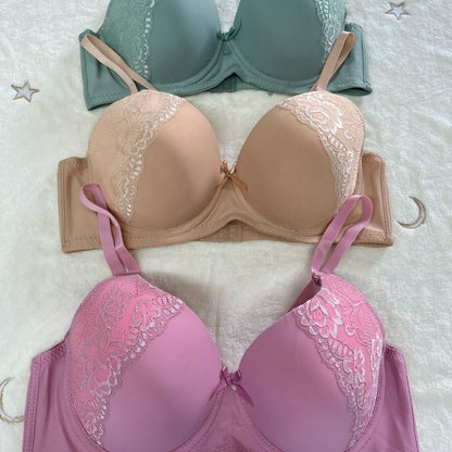 Women's Classic Bra - Regular Fit detail view