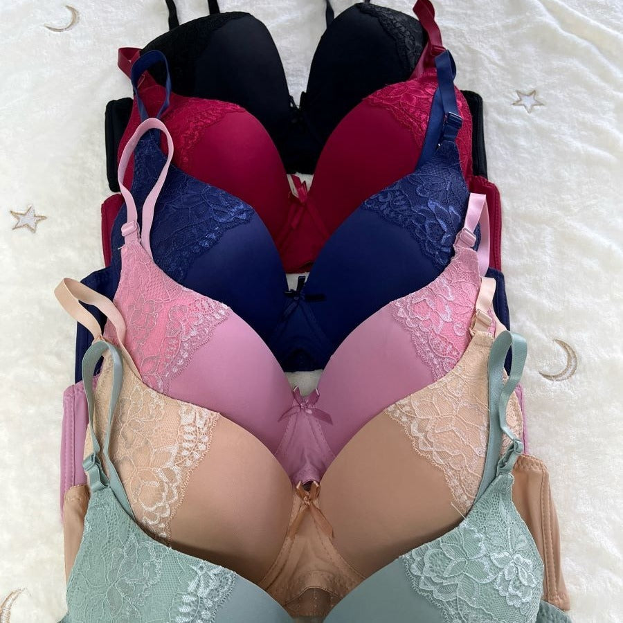 Women's Classic Bra - Regular Fit detail view