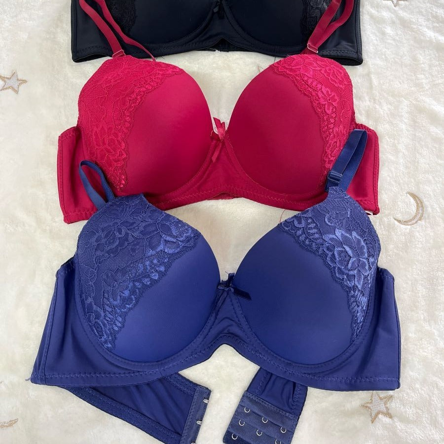 Women's Classic Bra - Regular Fit detail view