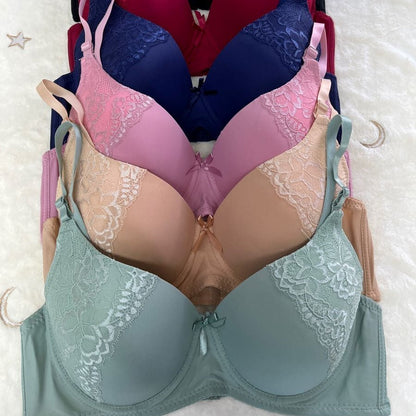 Women's Classic Bra - Regular Fit detail view