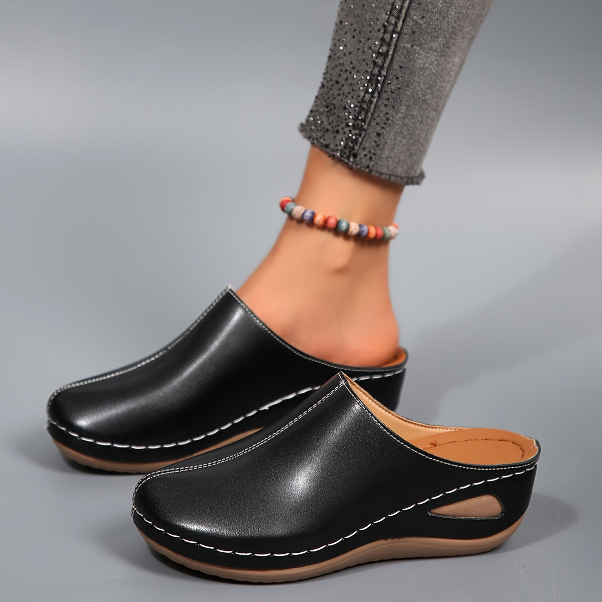 Women's Clogs & Mules - Lightweight Platform Sole for Everyday Wear – Black option – main product image
