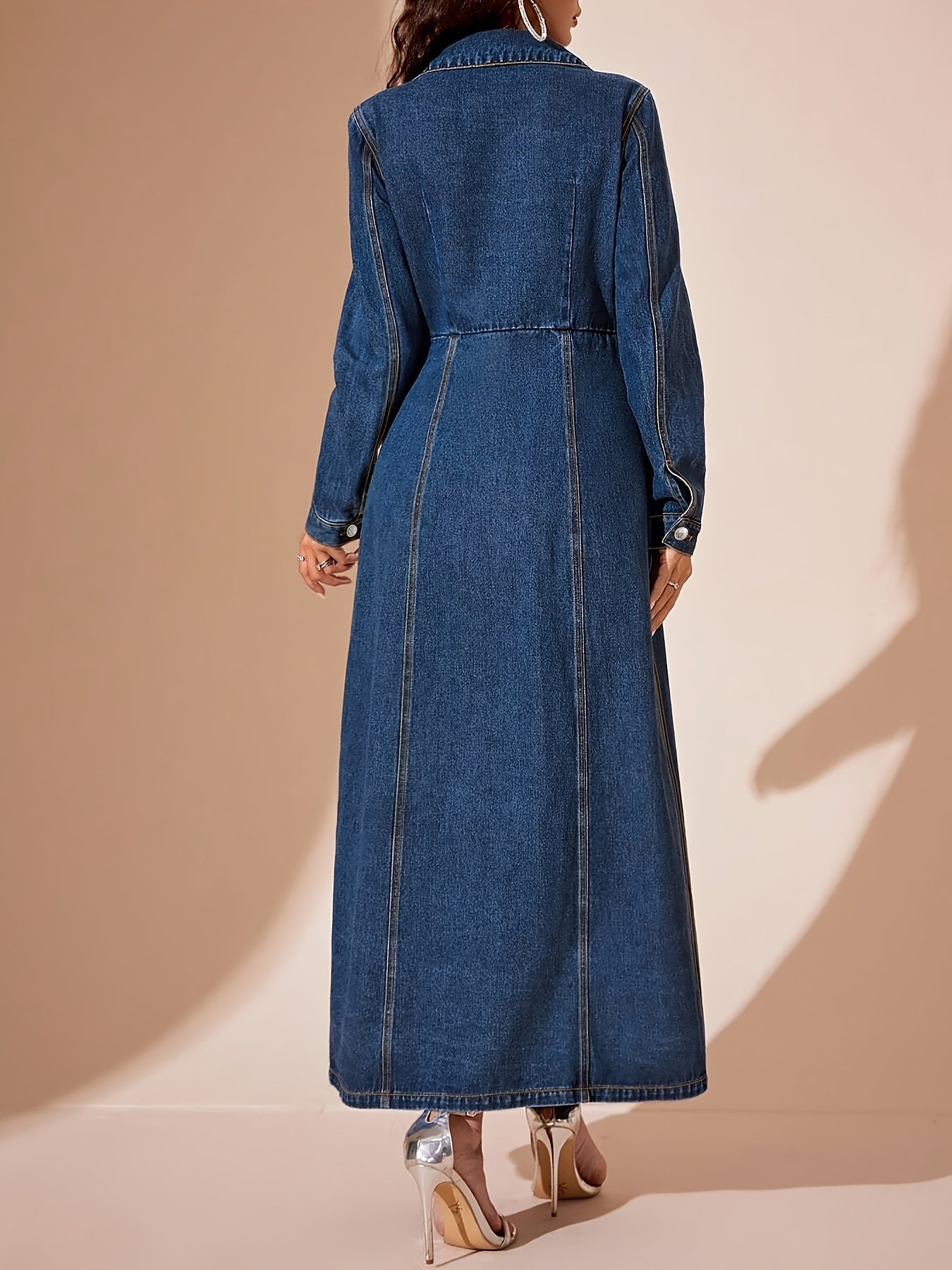 Women's Collared Maxi Casual Dress - Button Front detail view