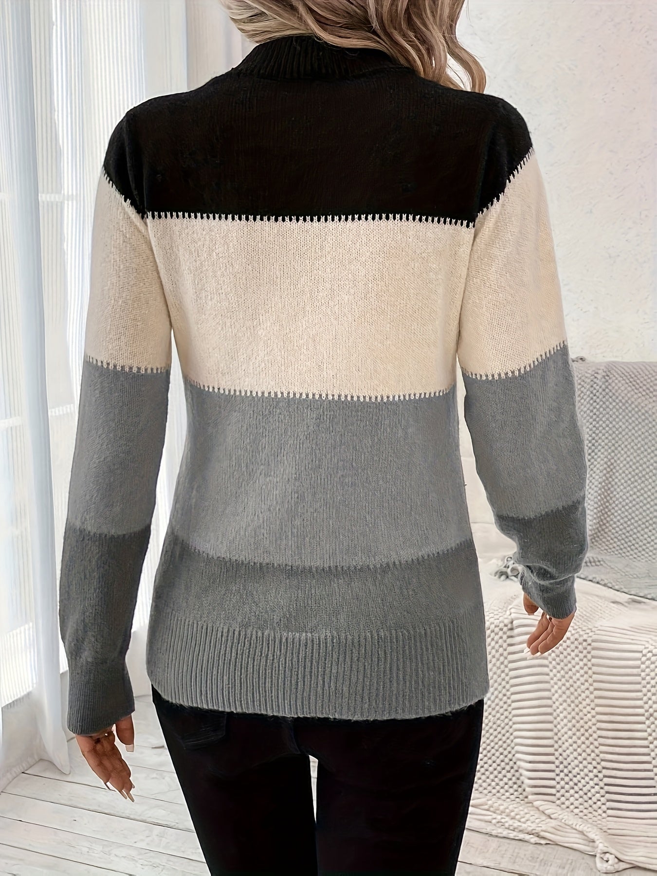 Women's Colorblock Pullover Sweater - Regular Fit Crew Neck detail view