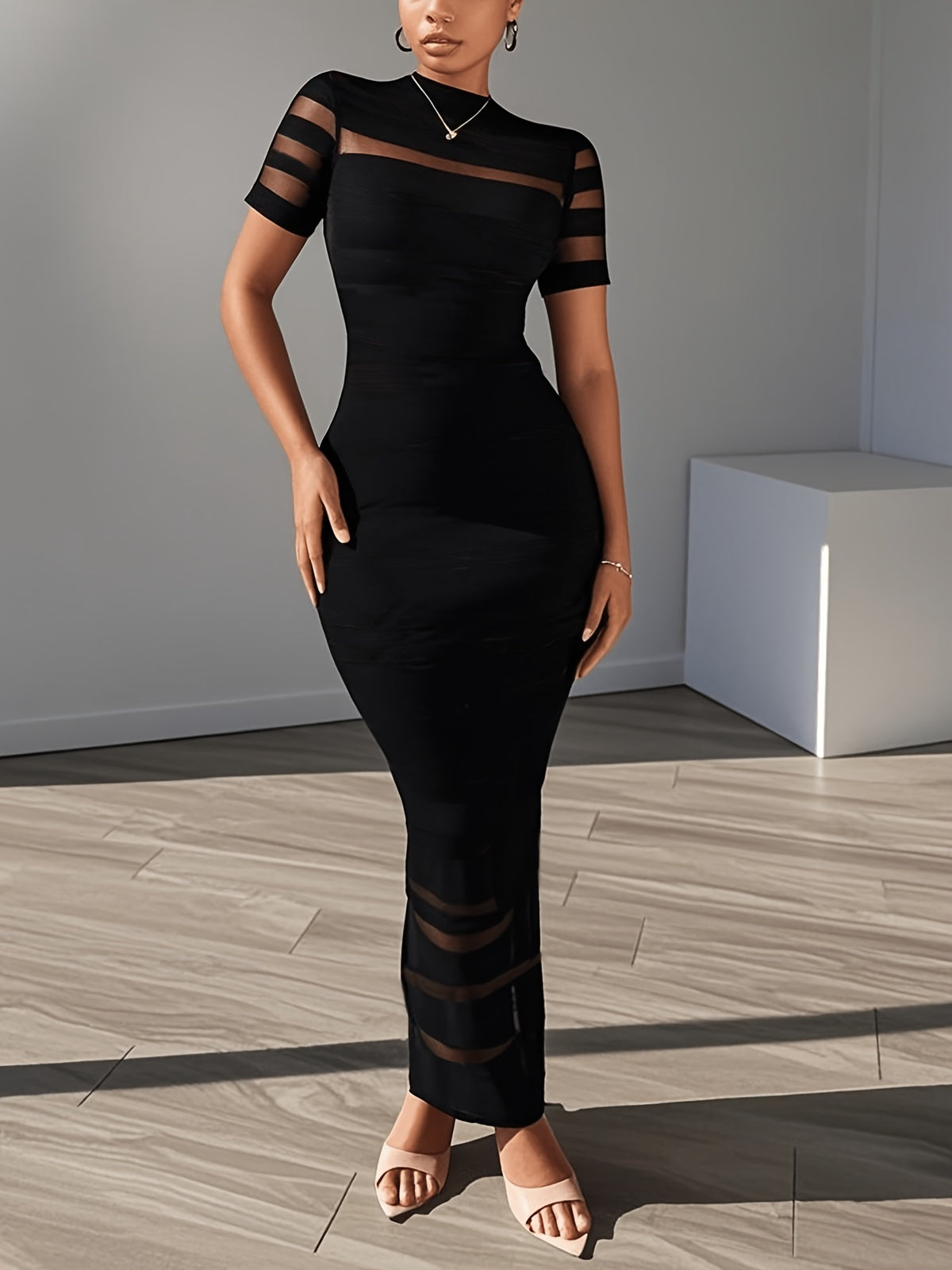 Women's Crew Neck Maxi Bodycon Dress - Short Sleeve detail view