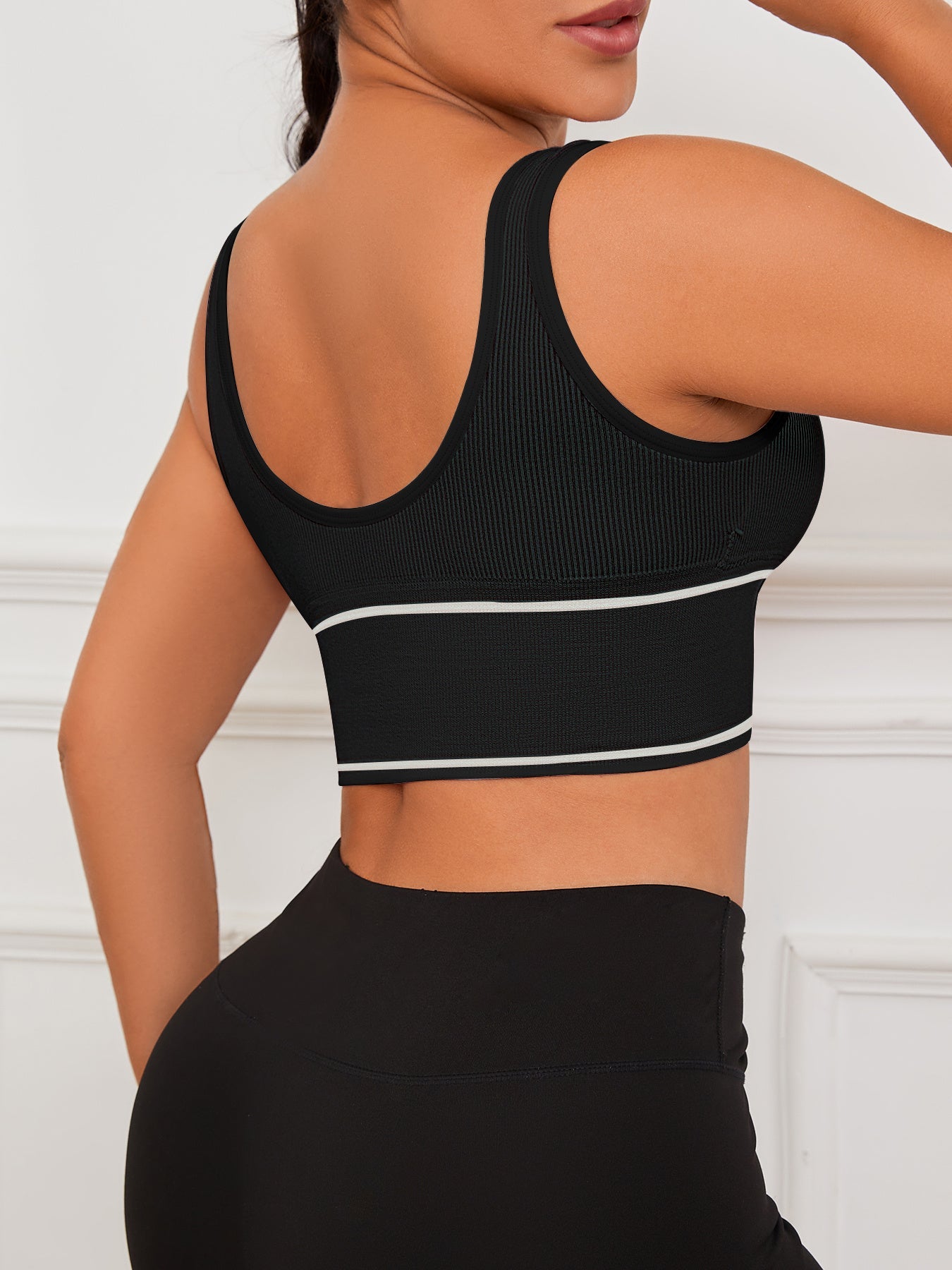 Women's Cross-Back Sports Bra - Seamless, Wireless detail view