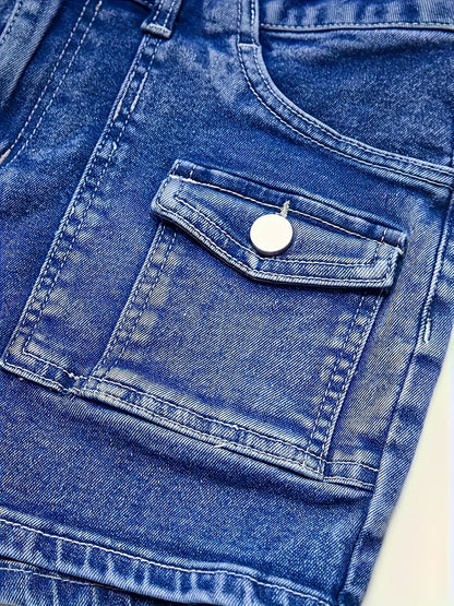 Women's Denim Shorts - Pockets Regular Fit detail view
