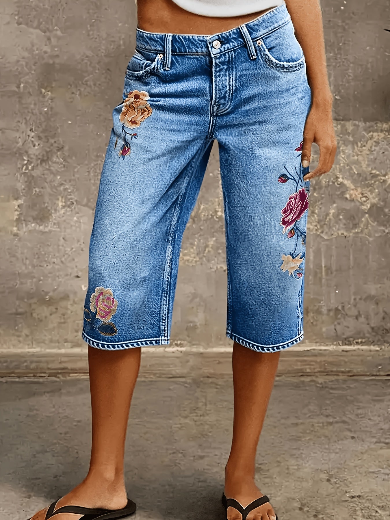 Women's Denim Shorts - Stretch – Blue Denim Wash 69765 detail view