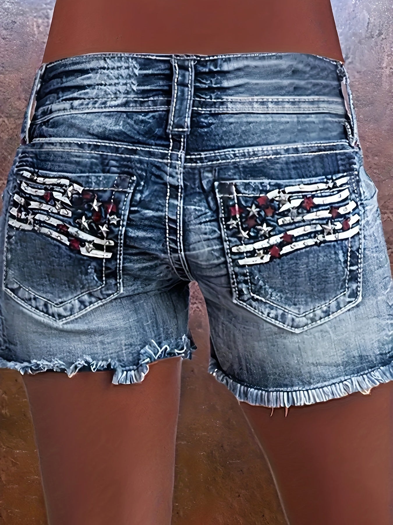Women's Denim Shorts - Stretch – Medium Blue / Grey detail view