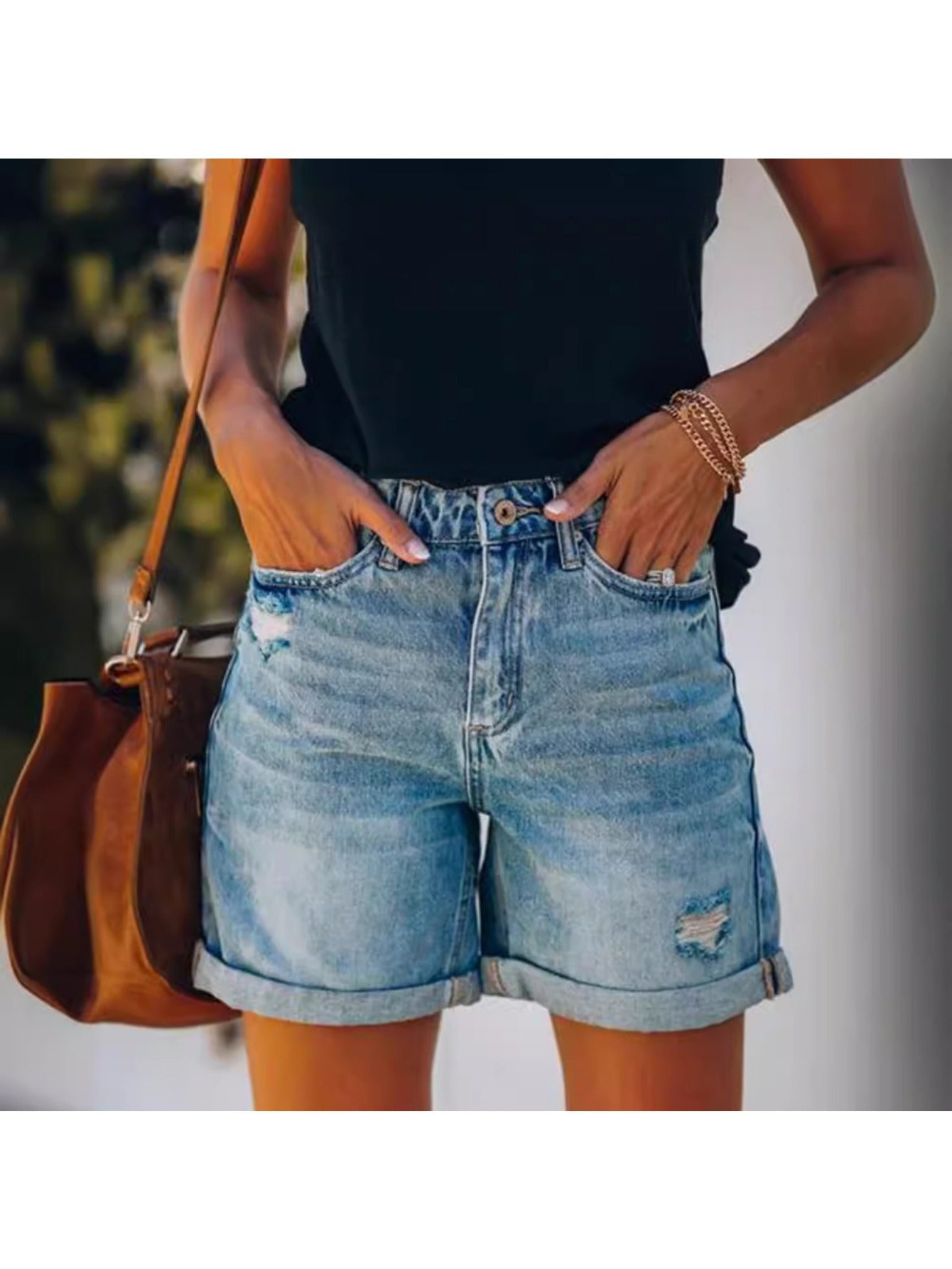 Women's Denim Shorts - Stretch With Pockets – Blue Denim Wash 21061 detail view