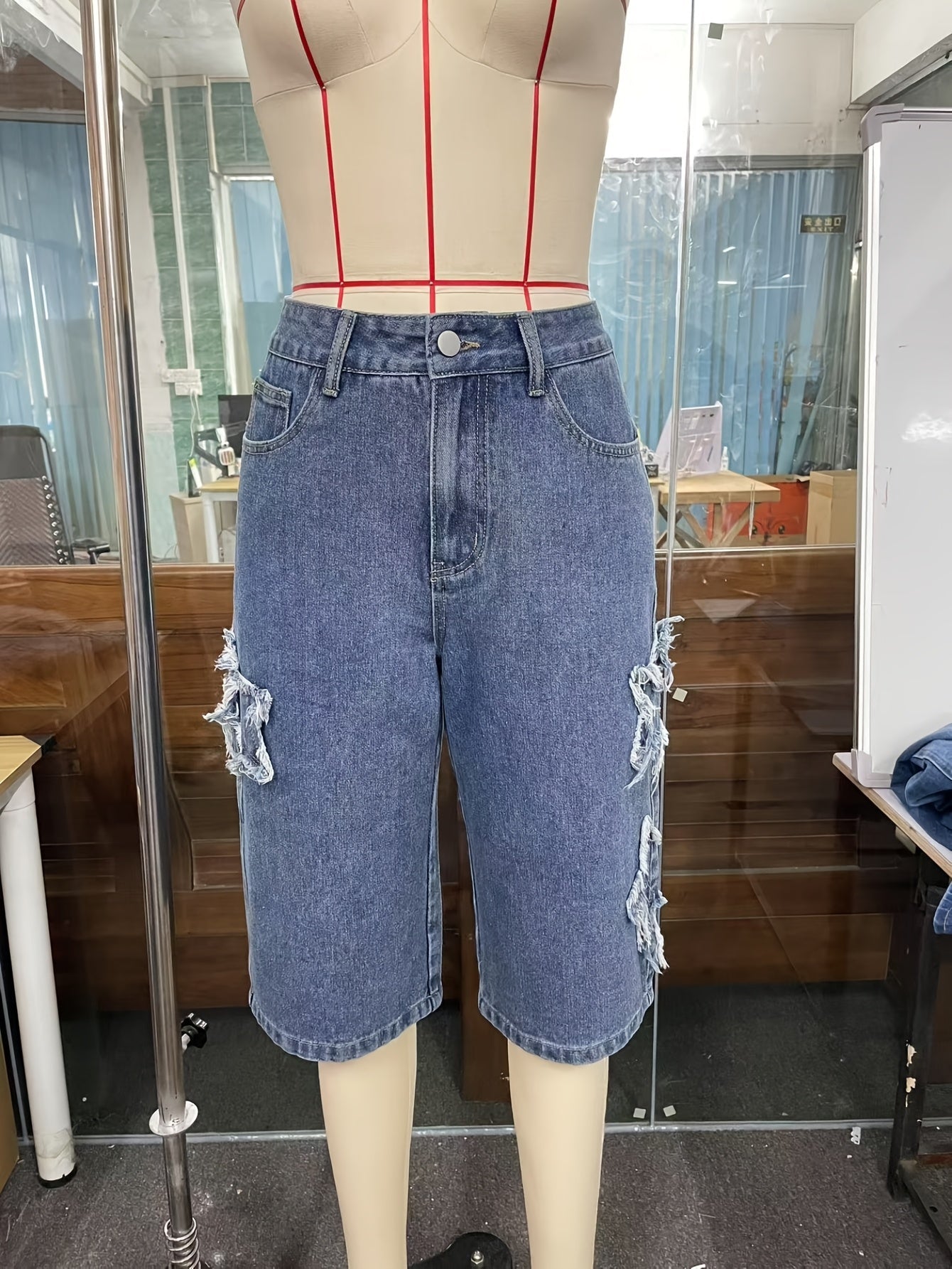 Women's Denim Shorts - Stretch With Pockets – Light Blue detail view