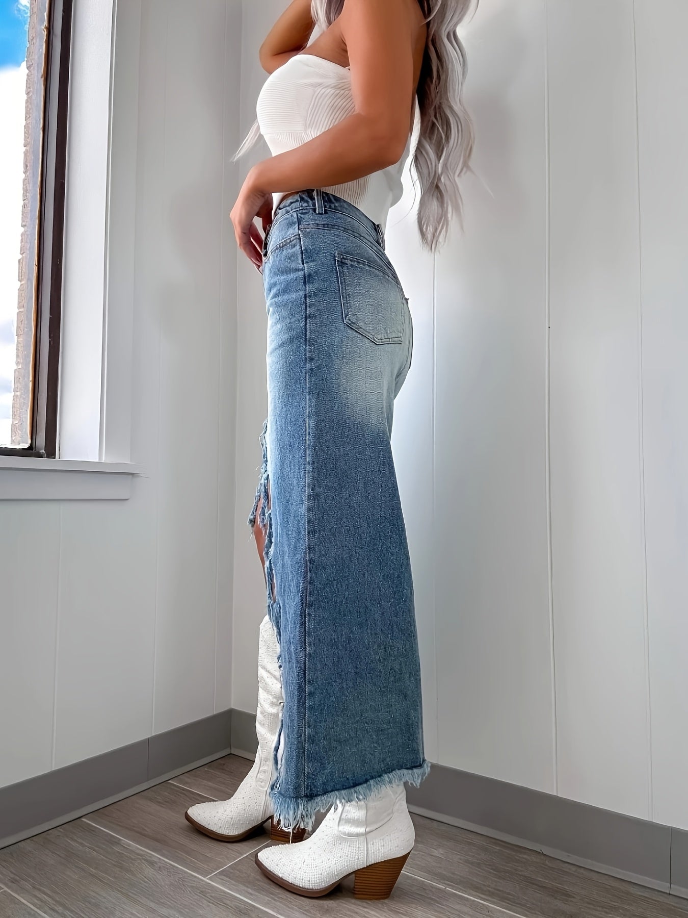 Women's Denim Skirt - High-Waist Solid Color detail view