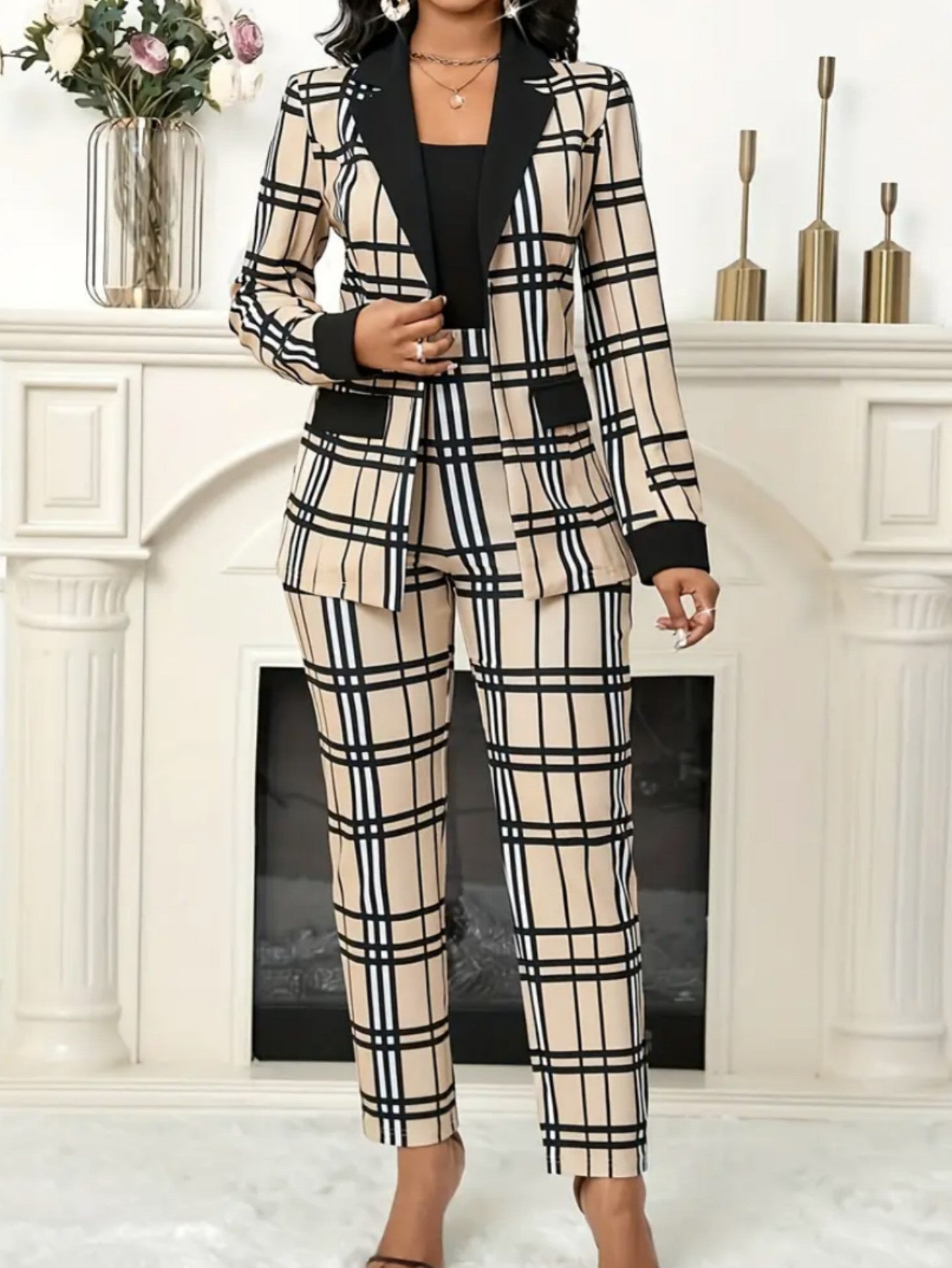 Women's Dress Pants - Plaid detail view