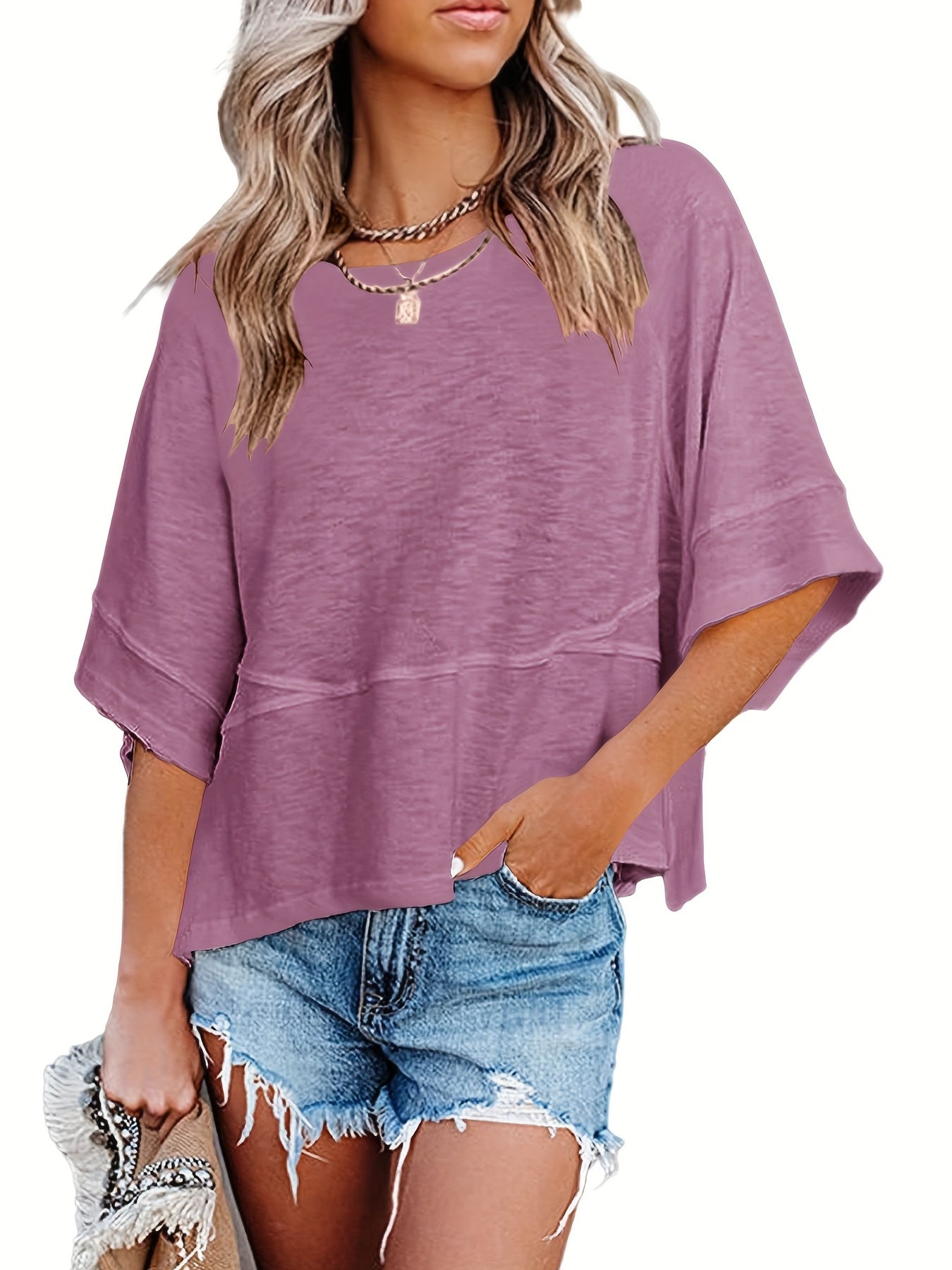 Women's Essential T-Shirt - Crew Neck Half Sleeve detail view