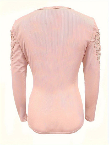 Women's Essential T-Shirt - Round Neck Short Sleeve – Slim fit / Sizes S–XXL detail view
