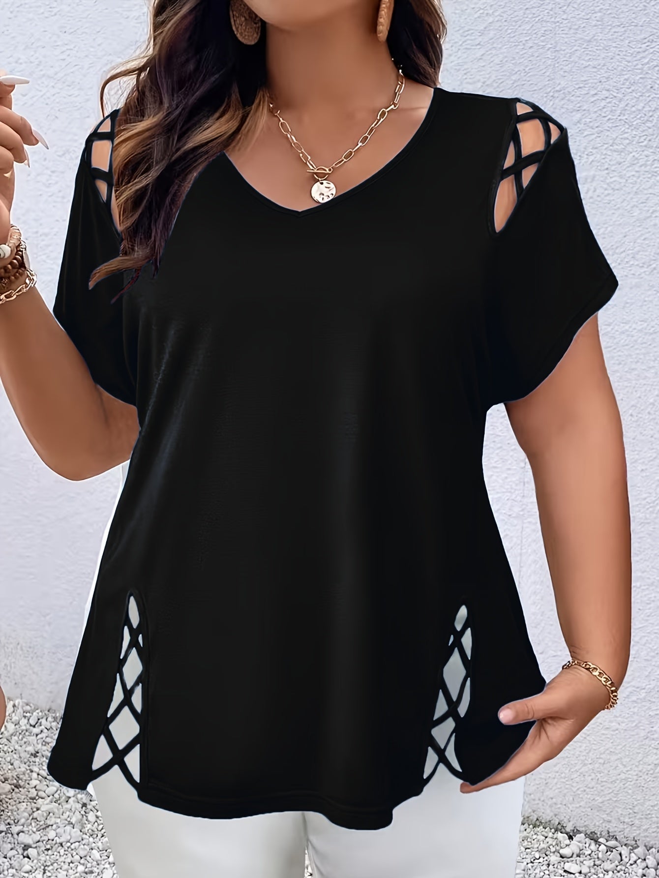 Women's Essential T-Shirt - V-Neck Short Sleeve – Black / Green detail view