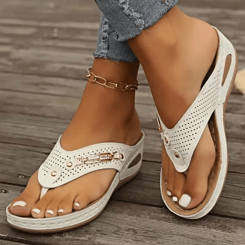 Women's Flip Flops - Non-Slip Sole Lightweight for Beach & Water – main product image