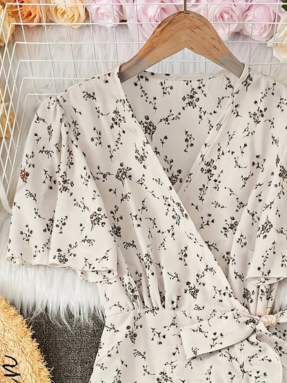 Women's Floral Casual Dress - Ruffle detail view