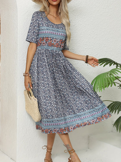 Women's Floral Crew Neck Midi Vacation Dress - Pocket detail view
