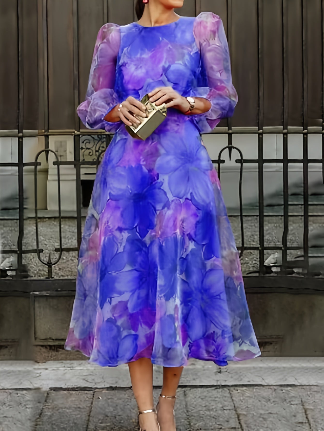 Women's Floral Maxi Cocktail Dress - Long Sleeve Party Ready detail view