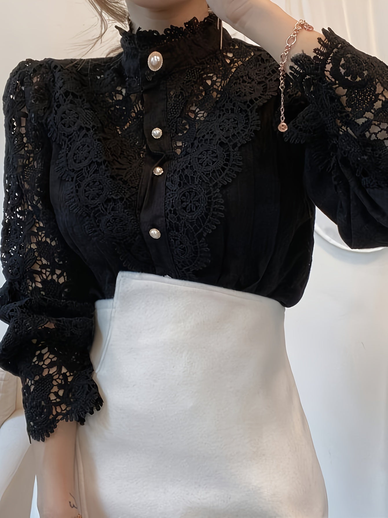 Women's Floral Print Blouse - Classic Neck Short Sleeve detail view