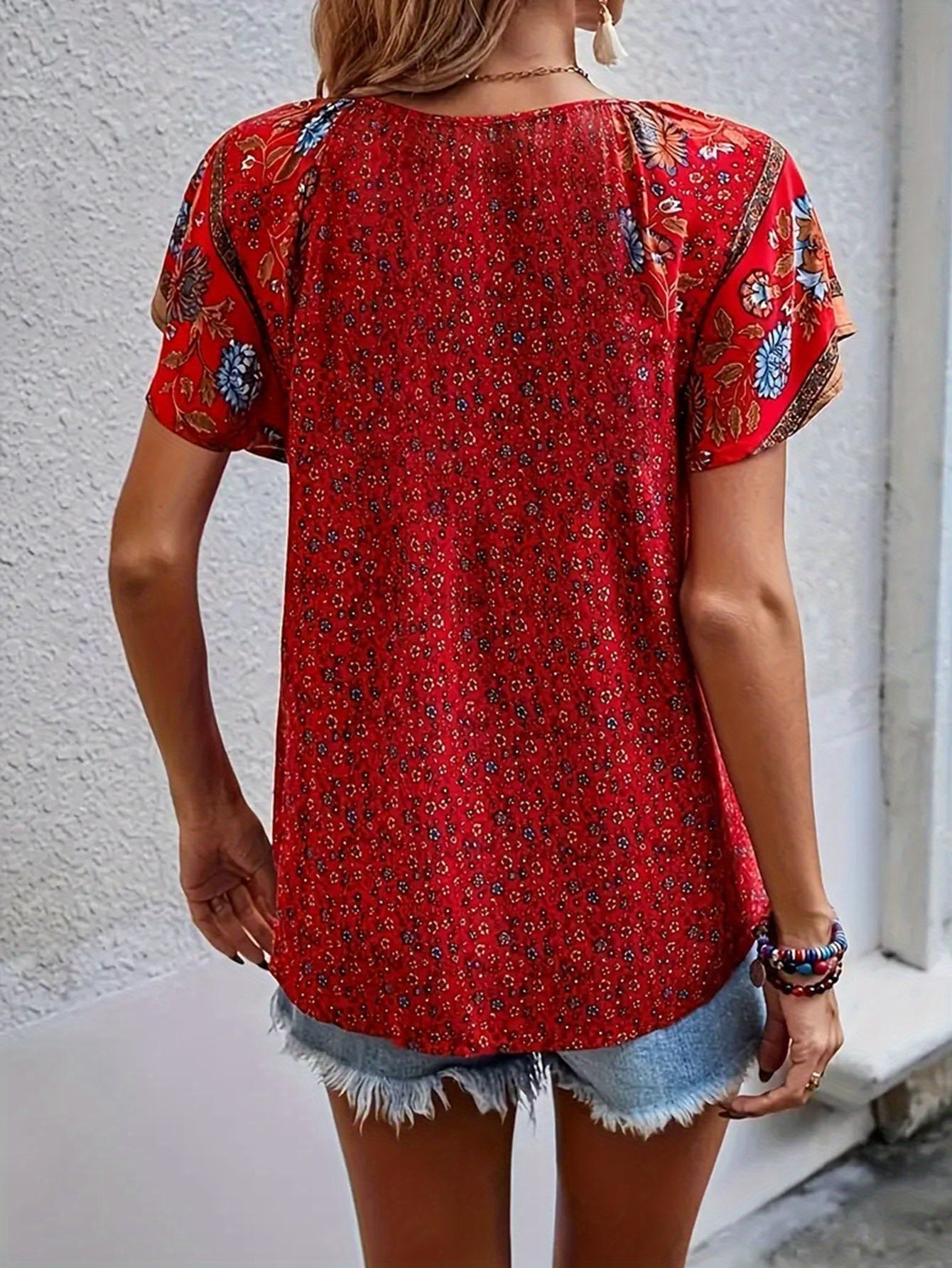 Women's Floral Print Blouse - V-Neck Short Sleeve – Sizes 1XL–5XL / 4-Variant Selection detail view