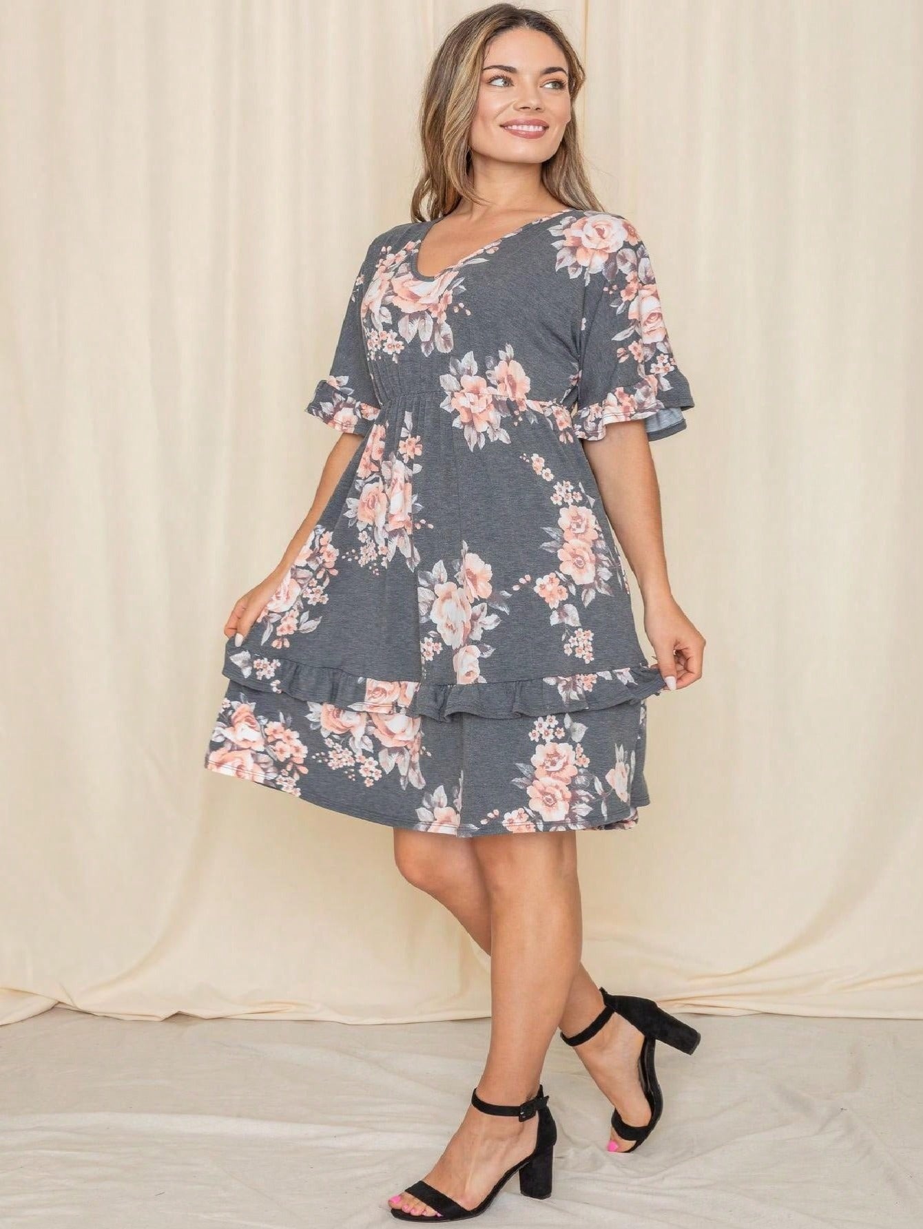 Women's Floral V-Neck Midi Knit Dress - Ruffle – Blue option – view 5