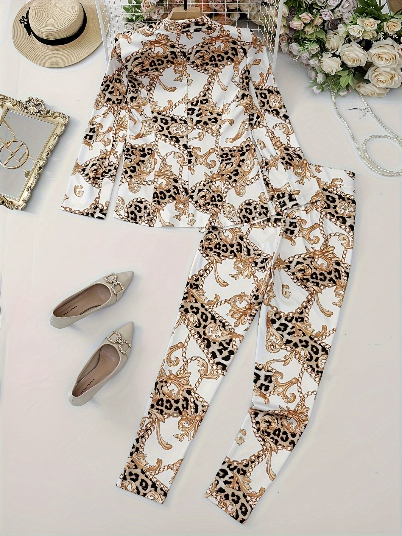 Women's Geometric Blazer Outfit Set - Two-Piece Lapel Style detail view