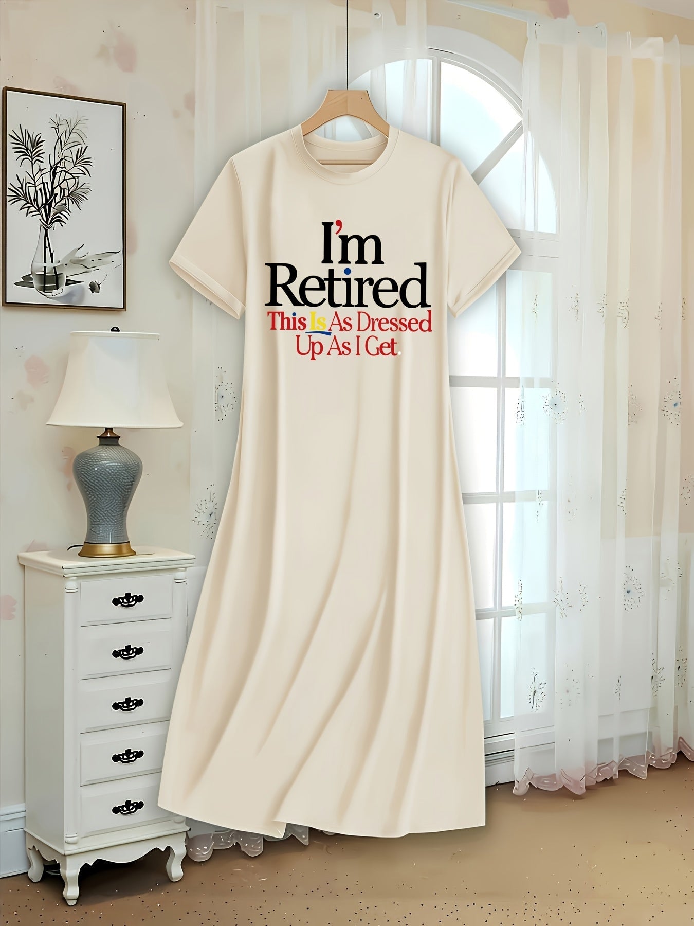 Women's Geometric Crew Neck Casual Dress - Short Sleeve detail view