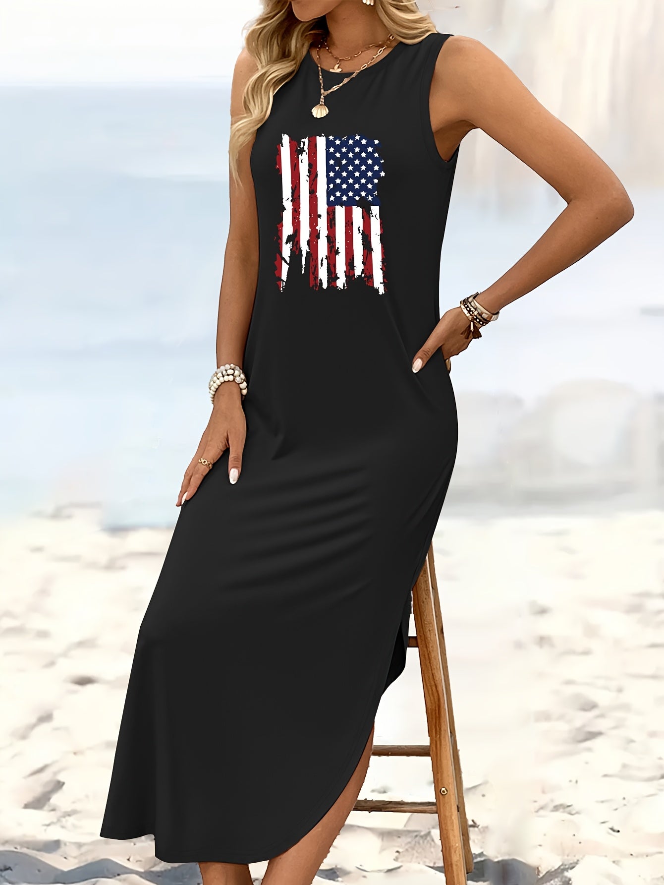 Women's Geometric Crew Neck Maxi Casual Dress - Sleeveless detail view