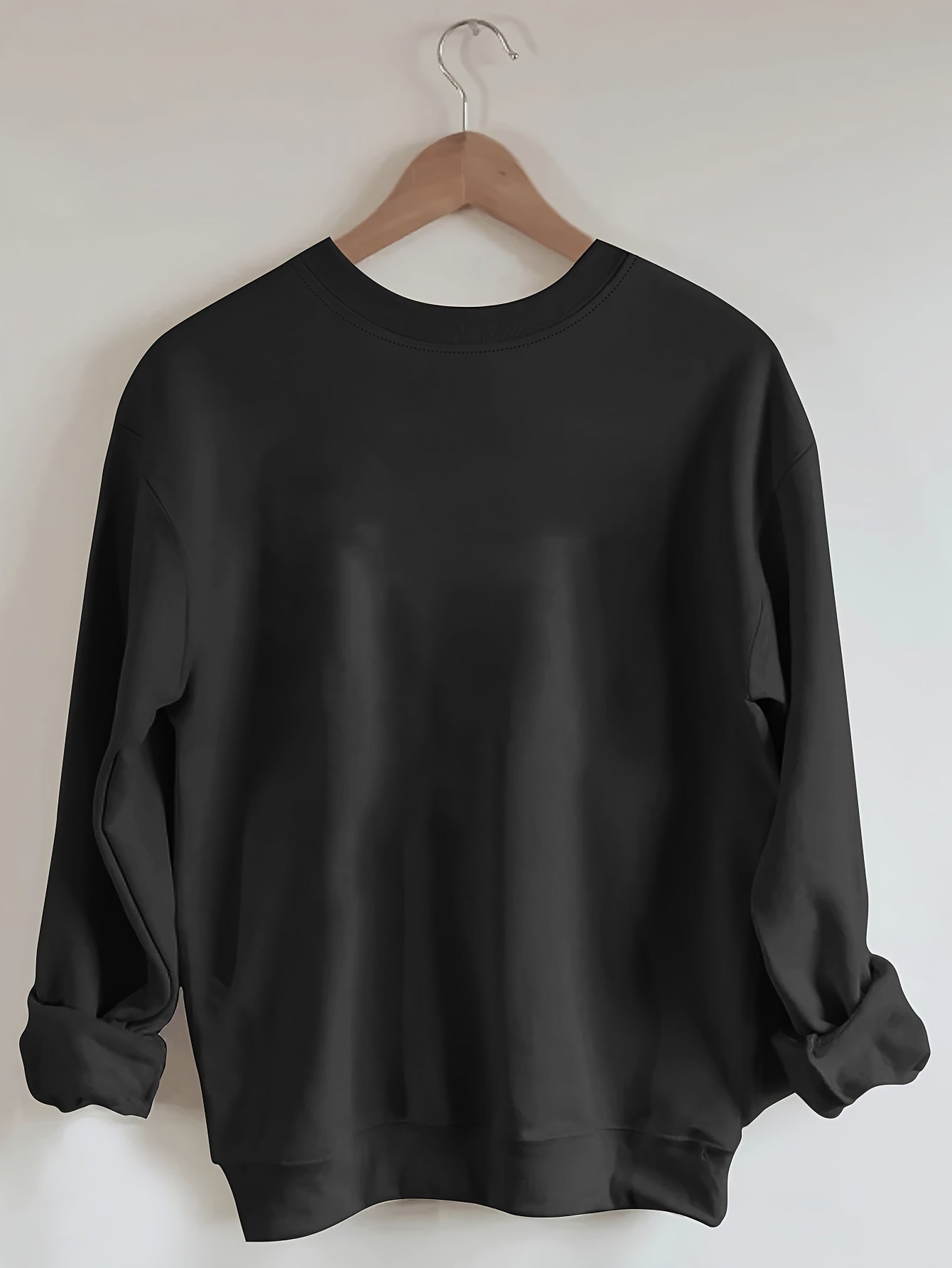 Women's Graphic Crewneck Sweatshirt - Regular Fit Crew Neck – Black Graphic Design 78181 detail view