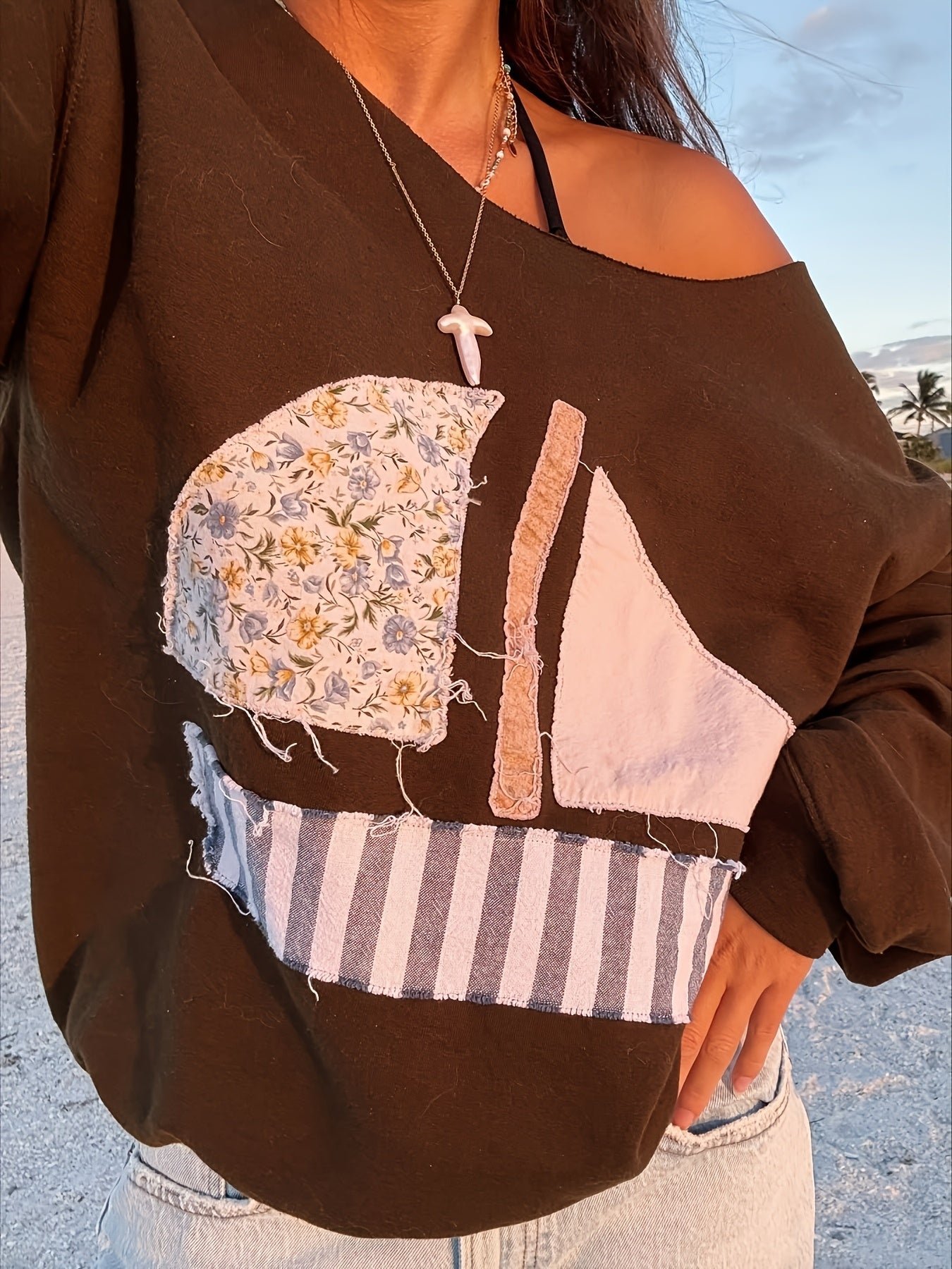 Women's Graphic Crewneck Sweatshirt - Relaxed Fit Crew Neck – Sepia / Grey detail view