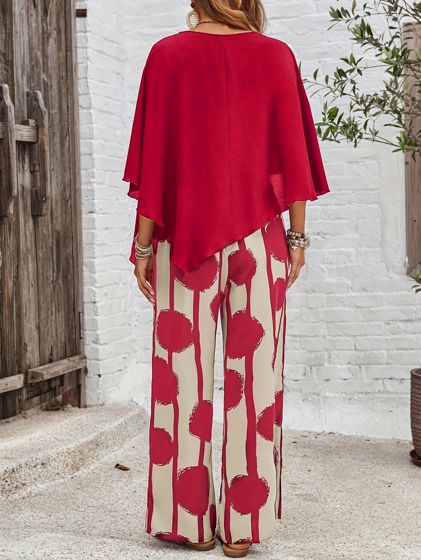 Women's Graphic Print Shirt - Short Sleeve – Red detail view