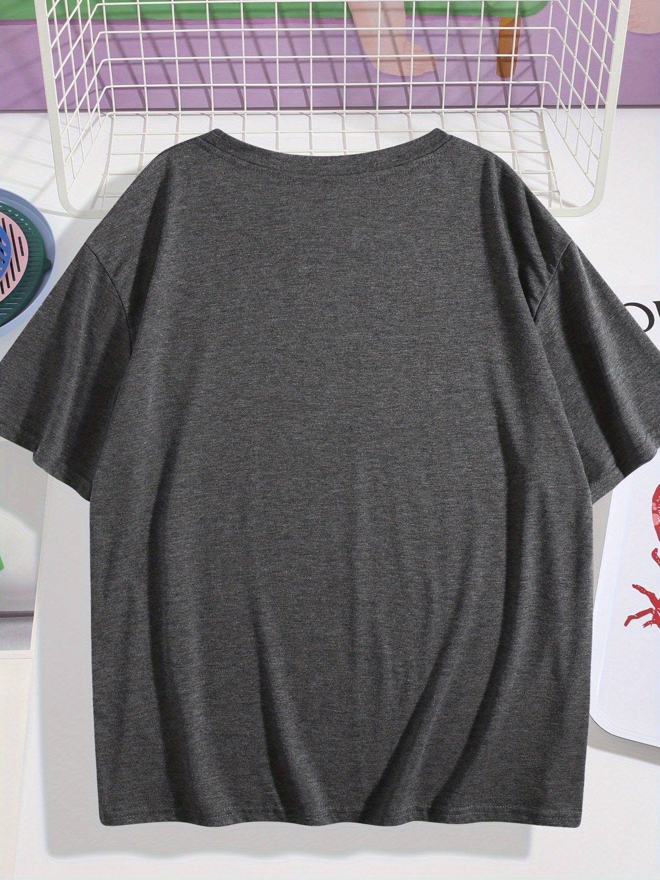 Women's Graphic Print T-Shirt - Regular Fit – Dark Gray / Navy Color detail view