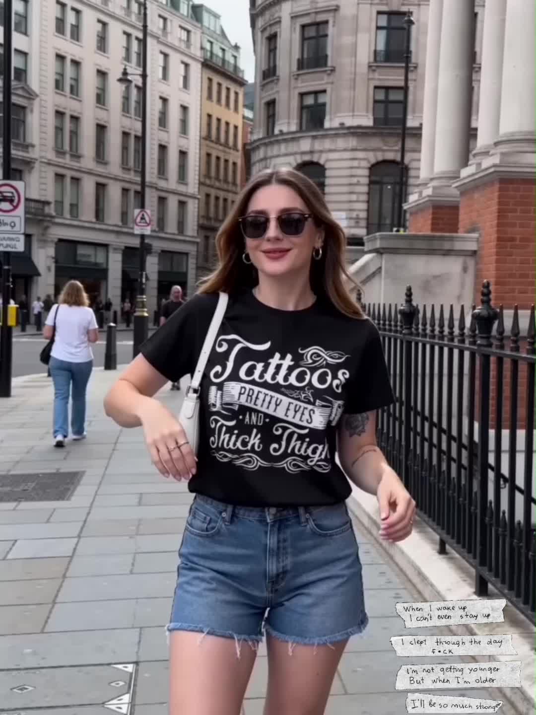 Women's Graphic Print T-Shirt - Round Neck Short Sleeve – Black Graphic Design 66533 detail view