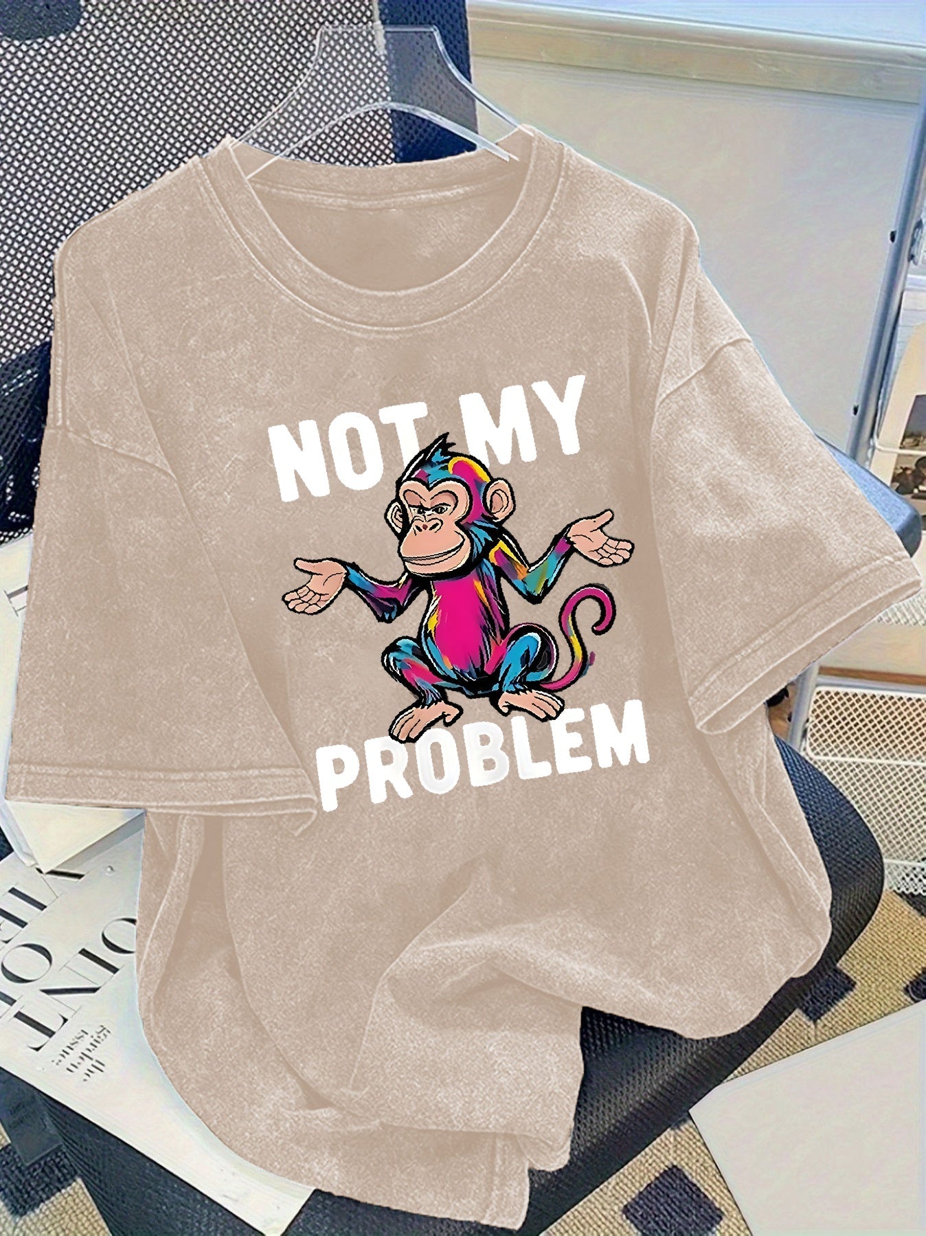 Women's Graphic Print T-Shirt - Round Neck Short Sleeve – Coffee Brown / Rose Red detail view