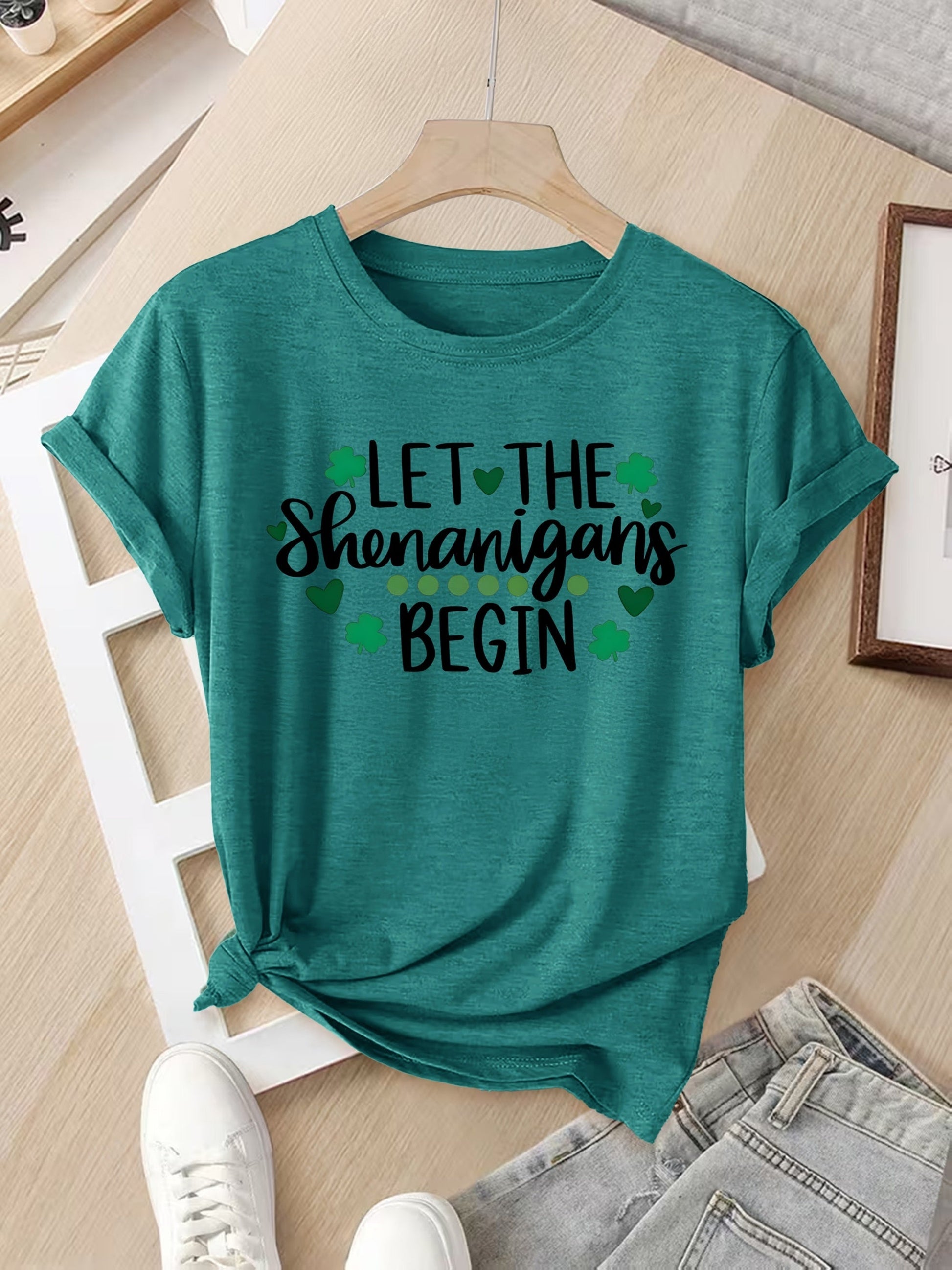 Women's Graphic Print T-Shirt - Round Neck Short Sleeve – Green / Grey detail view