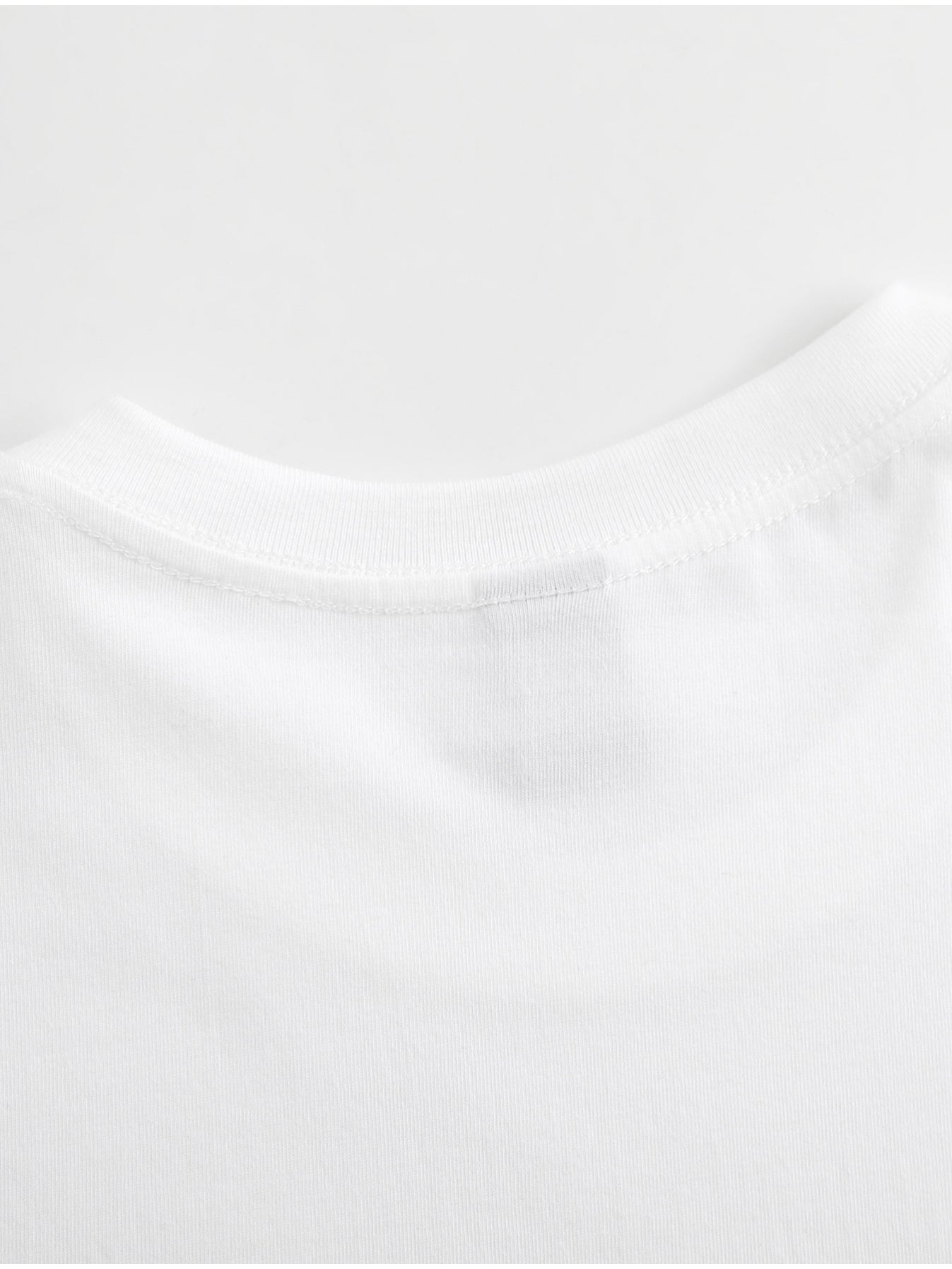 Women's Graphic Print T-Shirt - Round Neck Short Sleeve – White Graphic Design 68005 detail view