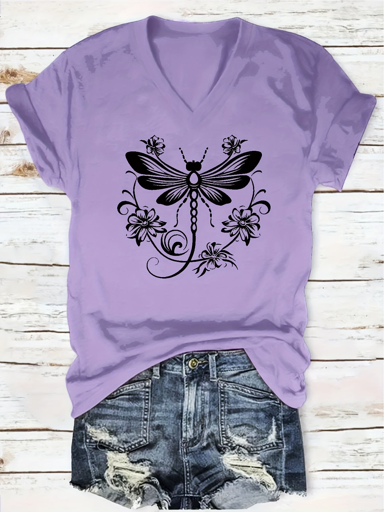 Women's Graphic Print T-Shirt - V-Neck Short Sleeve Dragonfly detail view