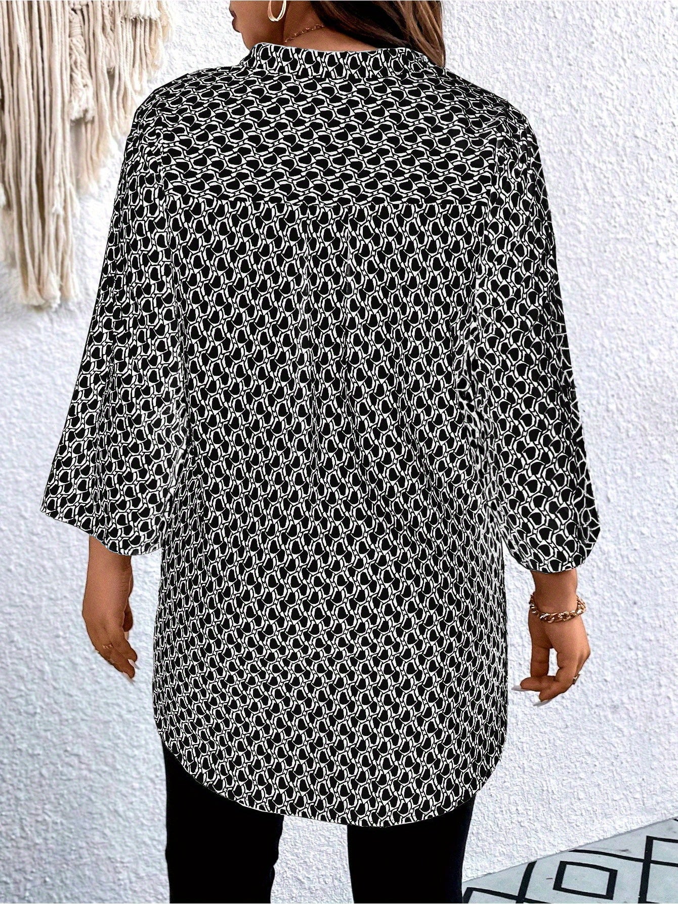 Women's Graphic Print Tunic - Collared Short Sleeve – view 12