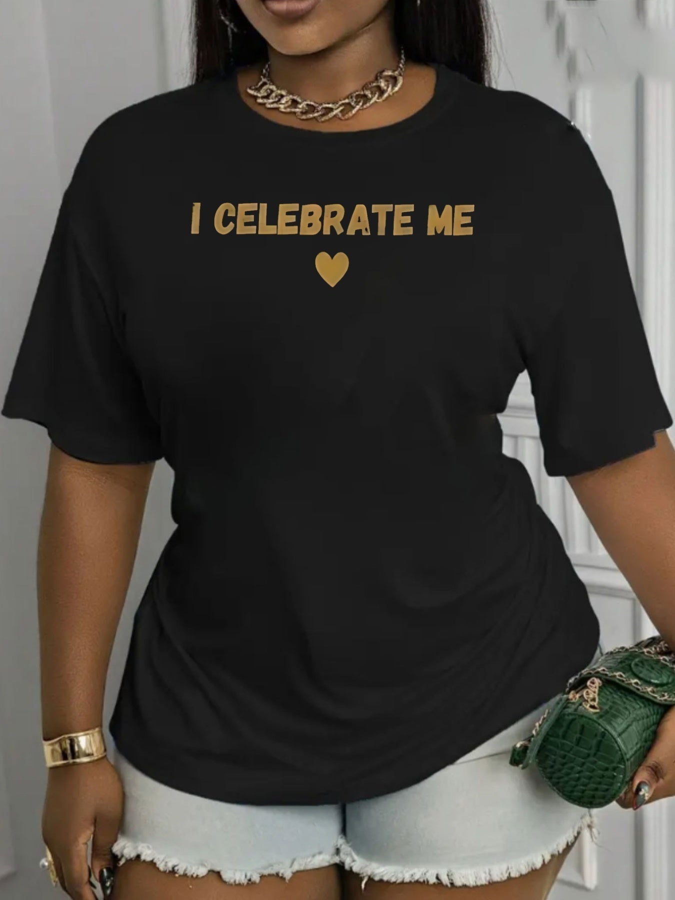 Women's Heart Graphic T-Shirt - Round Neck Short Sleeve – Relaxed fit detail view