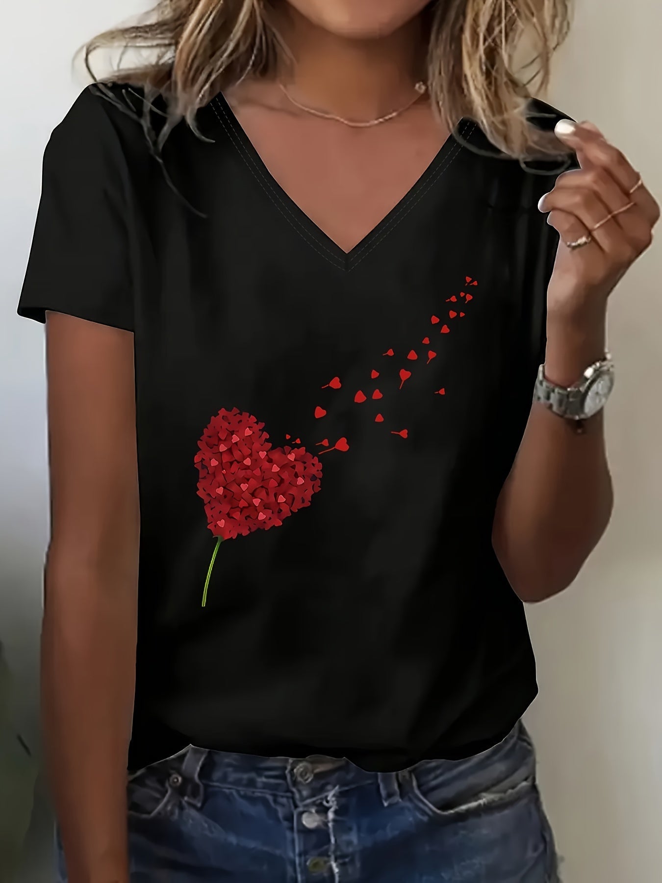 Women's Heart Print T-Shirt - V-Neck Short Sleeve Dandelion detail view