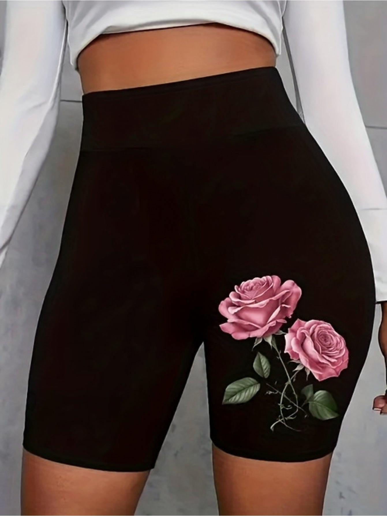 Women's High-Waist Casual Shorts - Black Clean Finish detail view